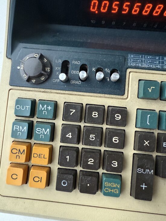 Калькулятор Canon Canola F11